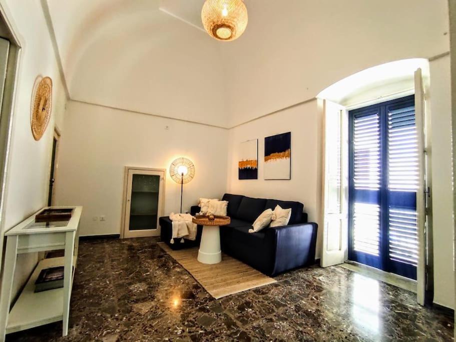 Cinque Terrazze: Freshly Renovated 2-Bedroom House Челье-Мессапика Экстерьер фото